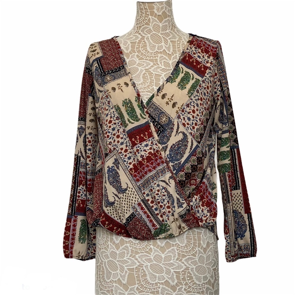 Vintage Havana long sleeve top with crochet back
